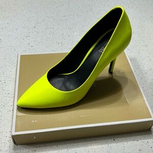 NEW MICHAEL KORS HEELS